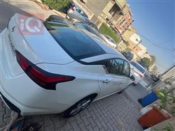 نيسان ألتيما